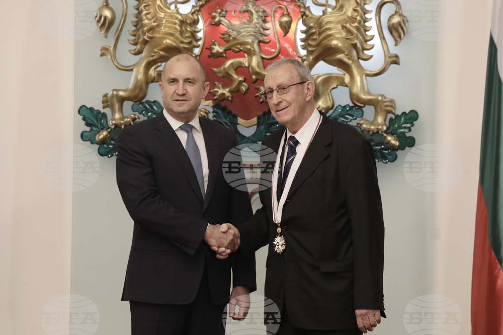 Румен Радев - държавни отличия - български учени