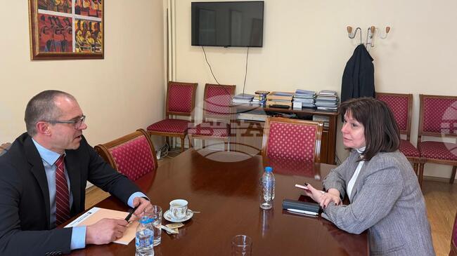 Омбудсманът и Комисията за защита на потребителите въвеждат „бърза писта“ за жалби на гражданите, свързани с преминаването към еврото