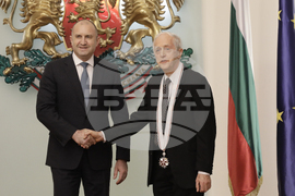 Румен Радев - държавни отличия - български учени