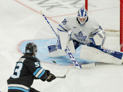 Maple Leafs Mammoth Hockey