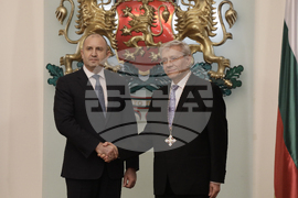 Румен Радев - държавни отличия - български учени