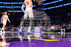 Hawks Lakers Basketball