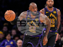 Hawks Lakers Basketball