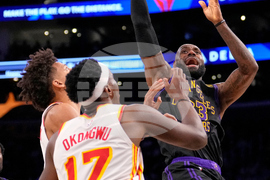 Hawks Lakers Basketball