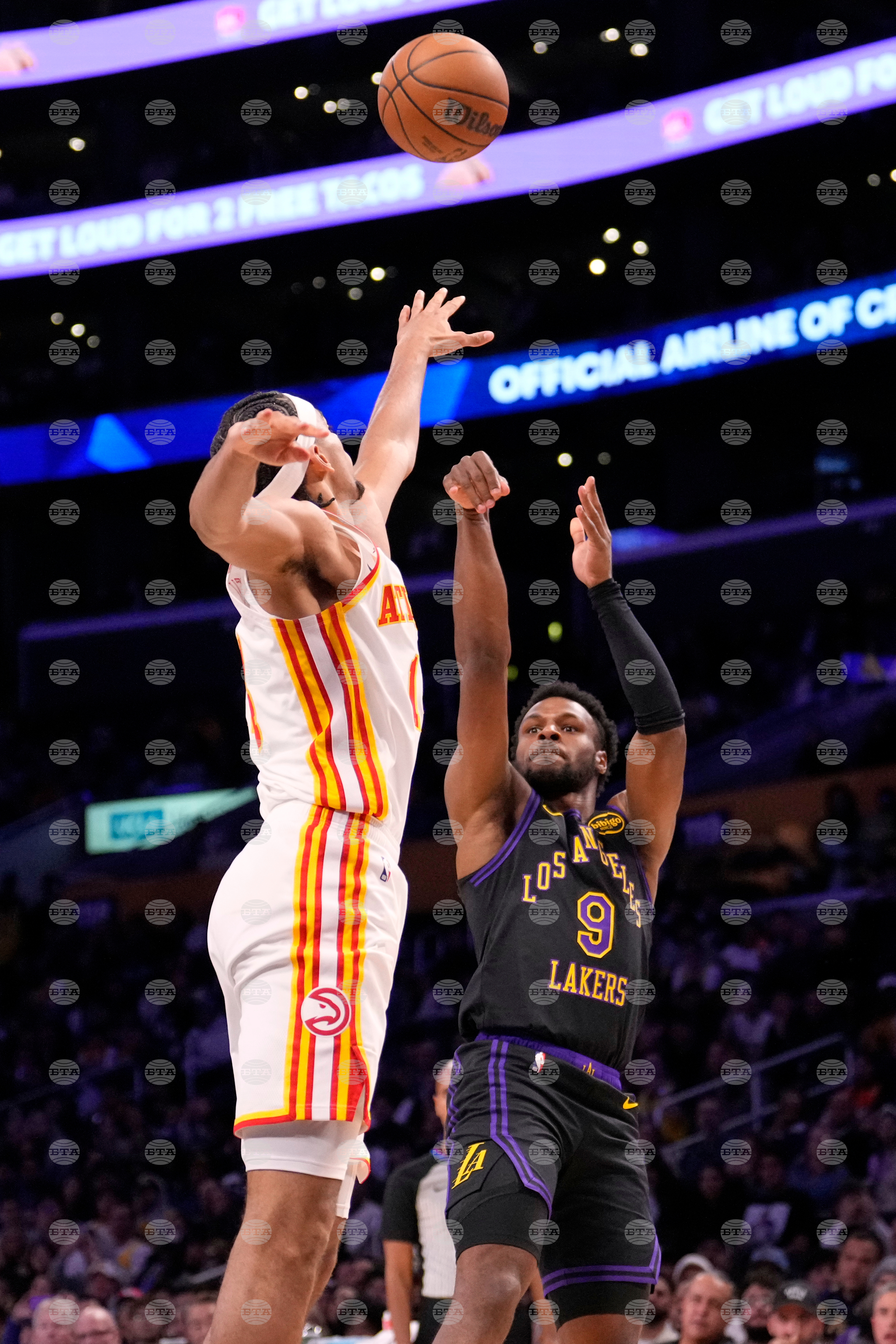 Hawks Lakers Basketball