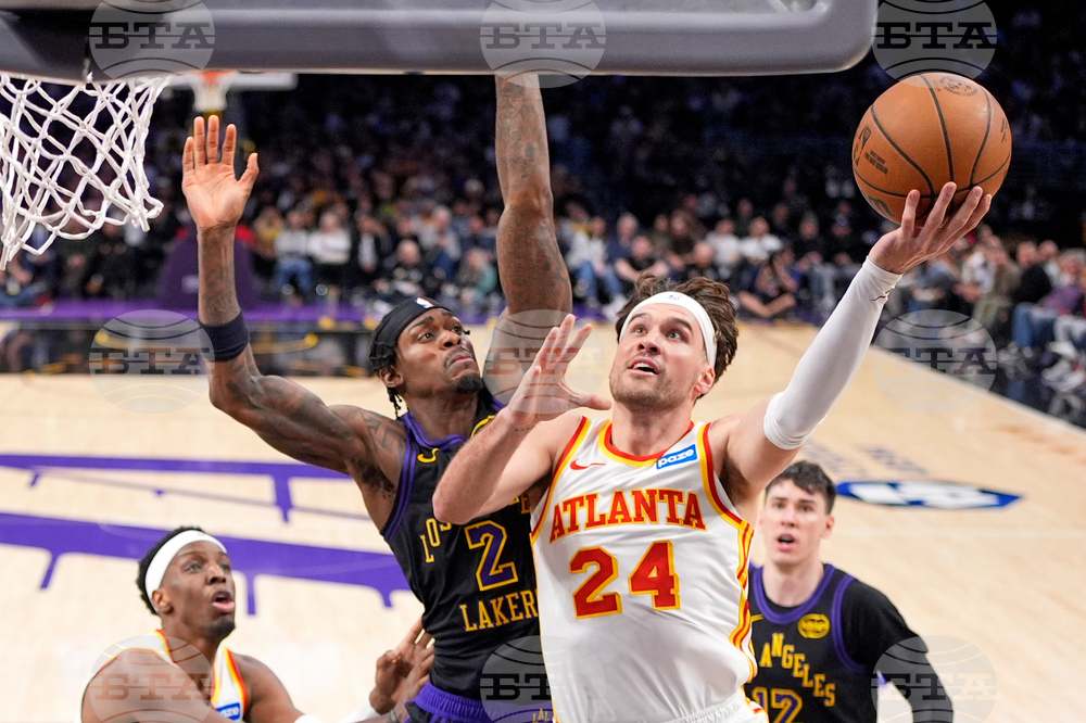 Hawks Lakers Basketball