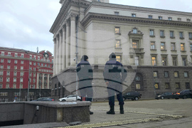 Парламент - нова пленарна сесия