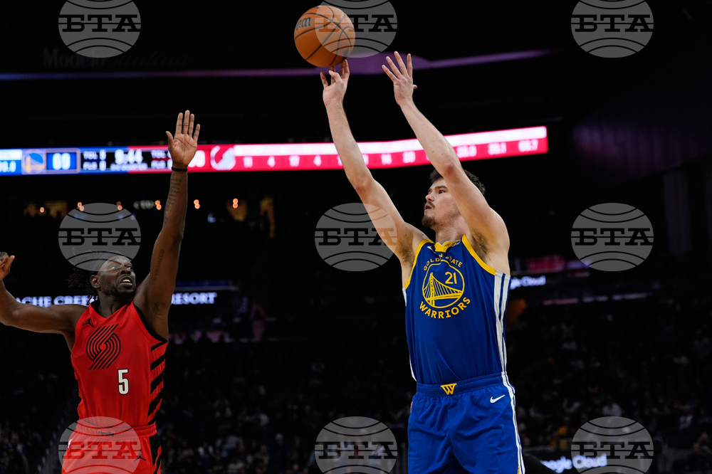 Trail Blazers Warriors Basketball