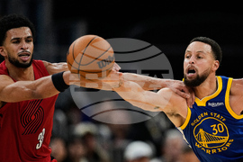 APTOPIX Trail Blazers Warriors Basketball