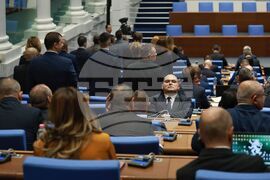 Парламент - нова пленарна сесия