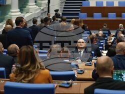 Парламент - нова пленарна сесия