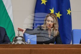 Парламент - нова пленарна сесия