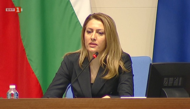 Нека в оставащото време да покажем конструктивен дух и добросъвестност, каза председателят на парламента Рая Назарян в началото на новата пленарна сесия