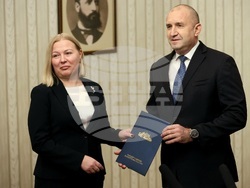 Президентство - ПП-ДБ - мандат за съставяне на правителство - връчване