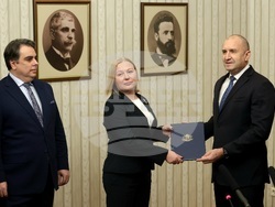 Президентство - ПП-ДБ - мандат за съставяне на правителство - връчване