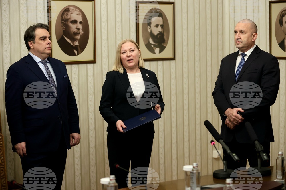 Президентство - ПП-ДБ - мандат за съставяне на правителство - връчване