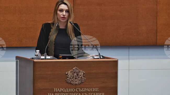 Политическото поведение на „Има такъв народ" никога не е се е водило от конюнктурата, а от мисълта за държавност, заявиха в декларация от партията