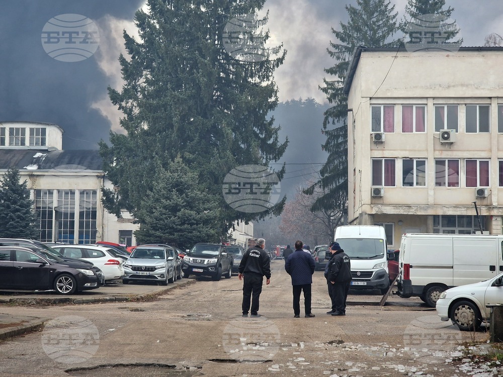 Троян - пожар - склад за текстилни материали