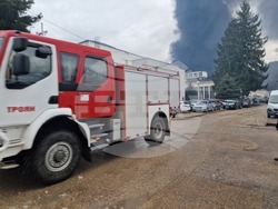 Троян - пожар - склад за текстилни материали