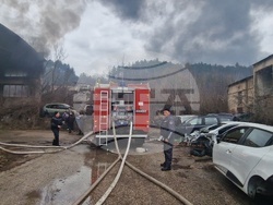 Троян - пожар - склад за текстилни материали