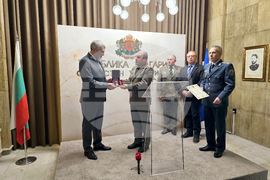 Русе - областен управител - награда