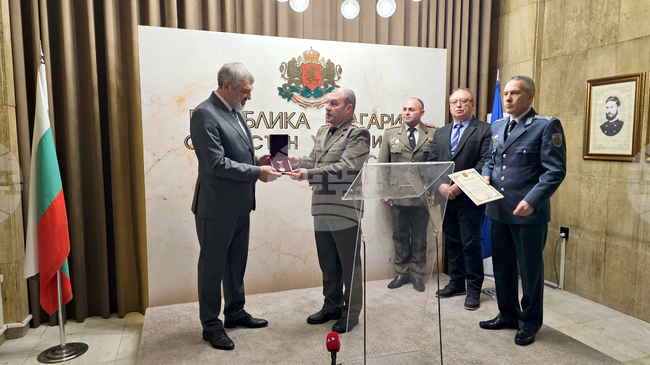 Областният управител на Русе беше удостоен с възпоменателен медал „140 години от Сръбско-българската война“