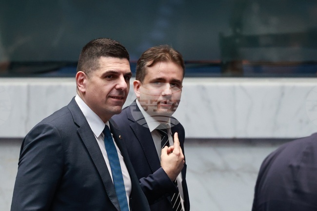 Шокиращо е, че Калин Стоянов не е знаел за сигнала, докато е бил шеф на ГДБОП, заявиха от „Да, България“ относно случая „Петрохан"