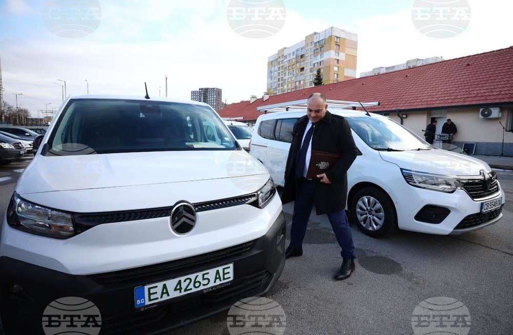 МВР - лекотоварни автомобили