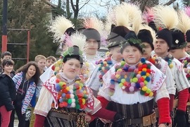 Съединение - обичай „Куди“ - сурвакари