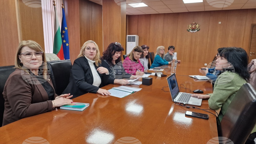 Шумен - пресконференция - проект „Иновативни здравно-социални услуги в Община Шумен“