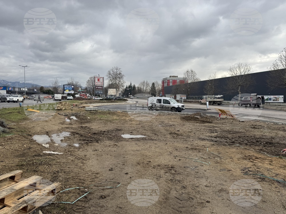 Казанлък - кръгово кръстовище - изграждане