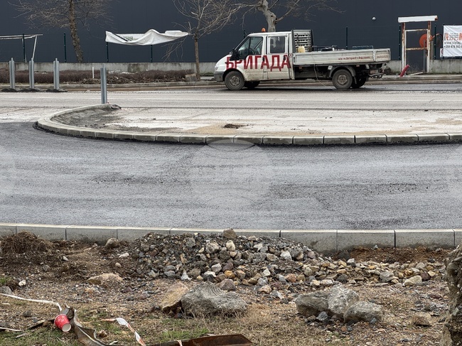 Казанлък - кръгово кръстовище - изграждане