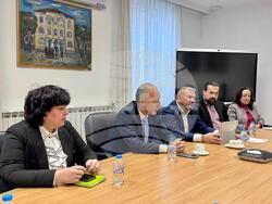  В Министерството на образованието и науката се състоя среща за започването на изграждането на ново училище в Студентския град в София. Снимка: МОН