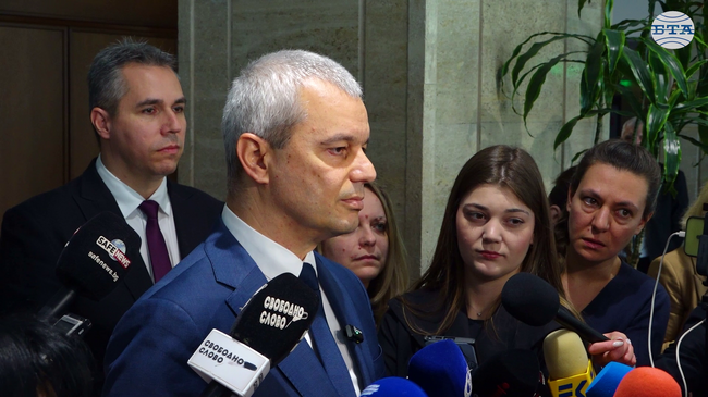 Костадин Костадинов призова гражданите да излязат на протест довечера, заради съмнения за готвена фалшификация на изборите от ГЕРБ и ДПС