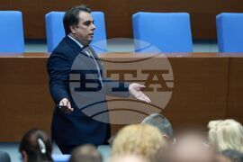 Парламент - нова пленарна сесия