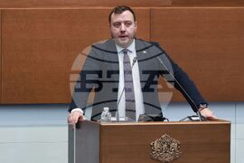 Парламент - нова пленарна сесия