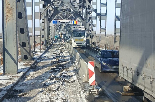 АПИ: Ремонтът на Дунав мост при Русе продължава по график