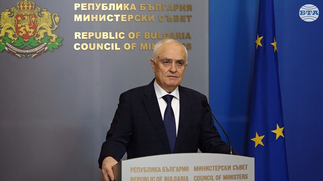 Правителството в оставка одобри сключването на договор между България, Белгия и Нидерландия за придобиване на седем кораба - минни ловци