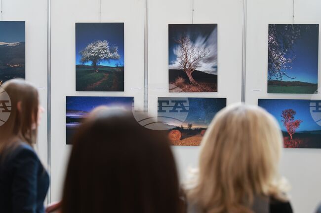 Народно събрание - изложба „Културни пътеки“