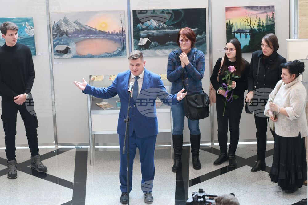 Народно събрание - изложба „Културни пътеки“