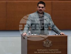 Парламент - нова пленарна сесия