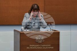 Парламент - нова пленарна сесия