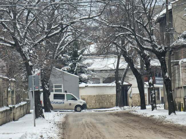 Полицията в Разград задържа двама мъже за притежание и разпространение на наркотици