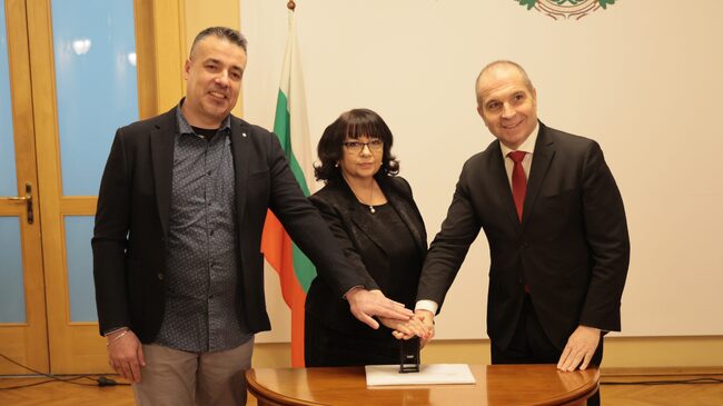 МТС: Първата пощенска марка за 2026 г. е посветена на еврото 