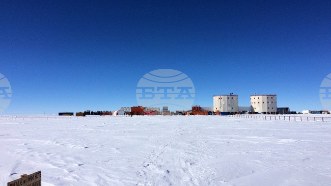 Учени откриха в Антарктида първото глобално хранилище за ледени ядра от планините