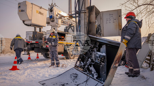 Зеленски ще обяви „извънредно положение“ в енергийния сектор след руските удари