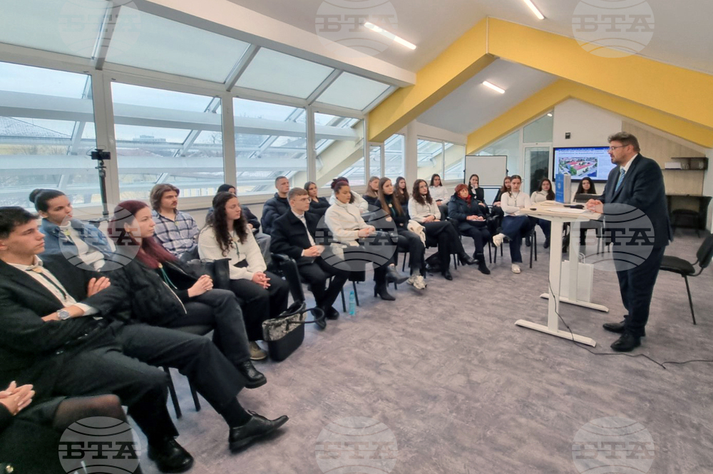 Габрово - Национална Априловска гимназия - Кирил Вълчев - посещение