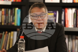 „Счупената рамка: разколебаването на репрезентацията в литературата” - книга - представяне