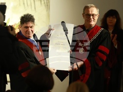 Галерия „Академия“ - Греди Асса - "Доктор хонорис кауза" - „Годините на Академията“ - изложба