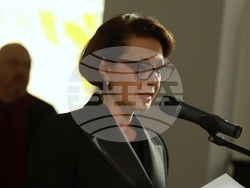 Галерия „Академия“ - Греди Асса - "Доктор хонорис кауза" - проф. Яна Костадинова